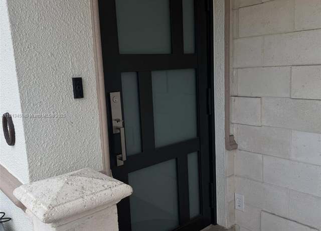 Property at 3120 SW 102nd Pl, Miami, FL 33165, 4 beds, 4 baths