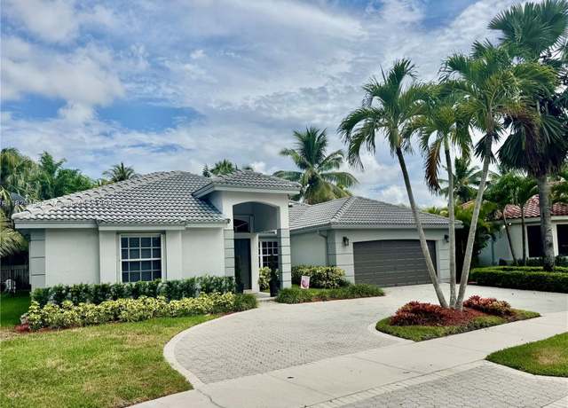 Property at 2587 Jardin Ct, Weston, FL 33327, 5 beds, 3.5 baths