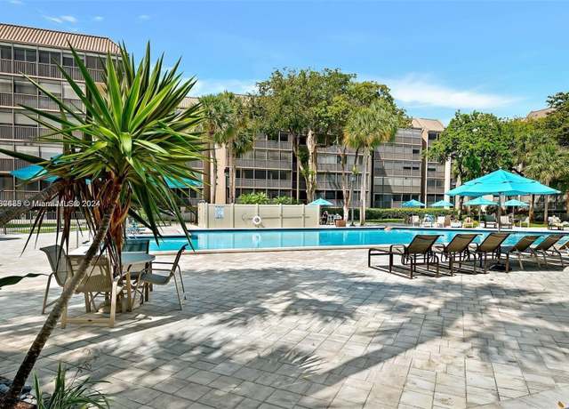 Property at 2808 N 46th Ave Unit E453, Hollywood, FL 33021, 2 beds, 2 baths