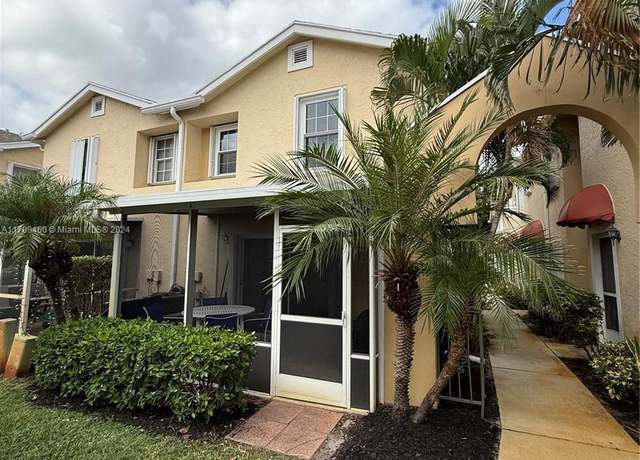 Property at 372 Waterside Dr #372, Hypoluxo, FL 33462, 2 beds, 2.5 baths