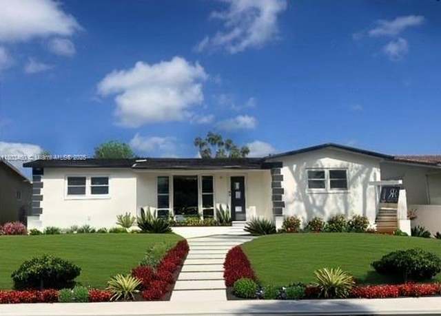 Property at 2021 N 53rd Ave, Hollywood, FL 33021, 3 beds, 2 baths