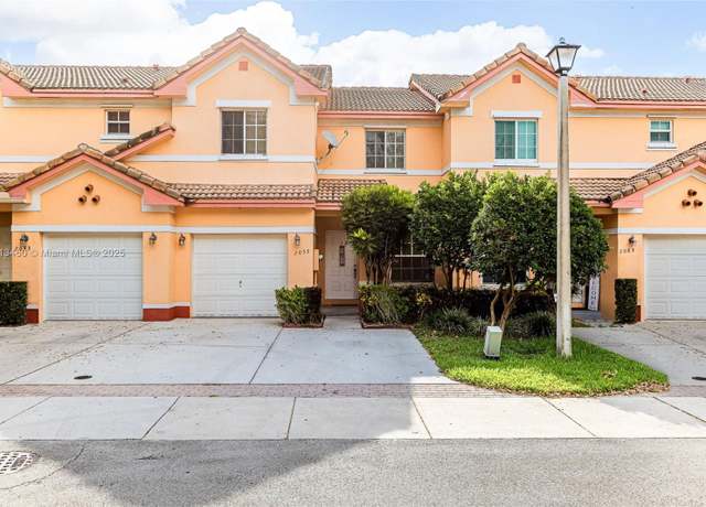 Property at 2053 SW 87th Ter, Miramar, FL 33025, 3 beds, 2.5 baths