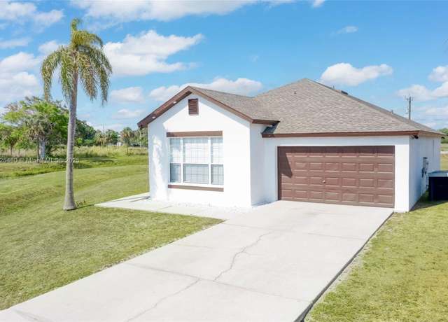 Property at 1125 Whitehead Creek Loop, Fort Myers, FL 33916, 4 beds, 2 baths