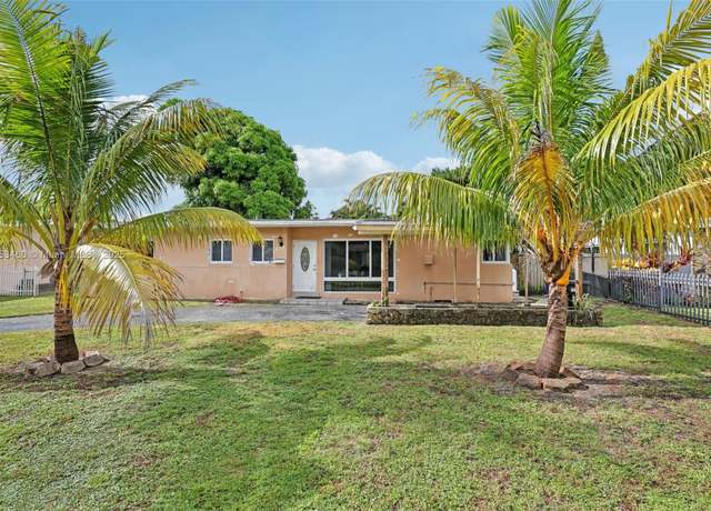 Property at 550 NE 173rd St, North Miami Beach, FL 33162, 3 beds, 2 baths
