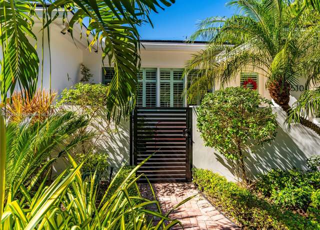 Property at 5510 San Vicente St, Coral Gables, FL 33146, 3 beds, 3 baths