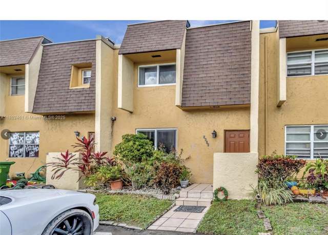 Property at 5624 Blueberry Ct #168, Lauderhill, FL 33313, 3 beds, 2.5 baths