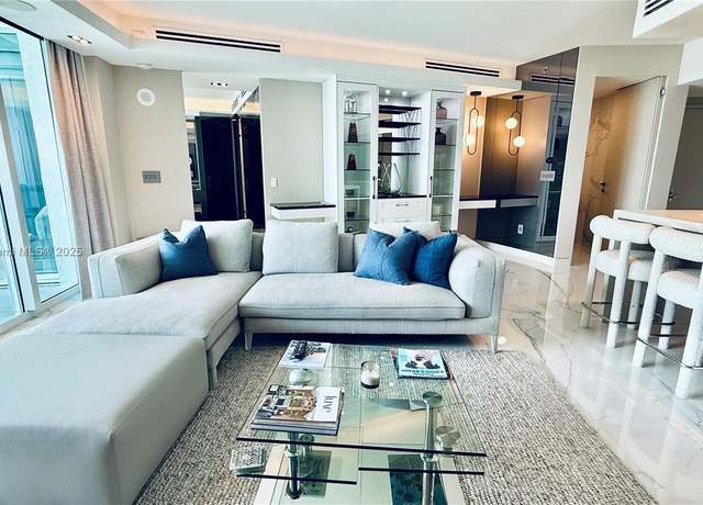 Property at 1000 S Pointe Dr #1706, Miami Beach, FL 33139, 1 bed, 1.5 baths