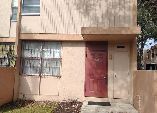 Property at 6149 SW 69th St #12, South Miami, FL 33143, 3 beds, 1.5 baths