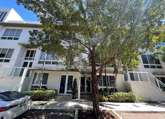 Property at 6651 NW 105th Pl #6651, Doral, FL 33178, 3 beds, 4 baths