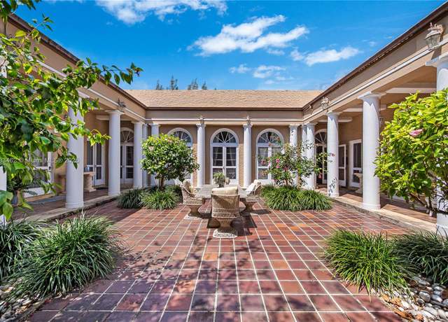 Property at 8447 E Dixie Hwy, Miami, FL 33138, 6 beds, 4 baths