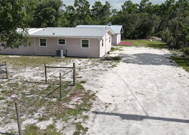 Property at 2761 Lake Josephine Dr, Sebring, FL 33875, 3 beds, 2 baths