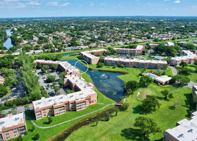 Property at 9861 Sunrise Lakes Blvd #206, Sunrise, FL 33322, 2 beds, 2 baths