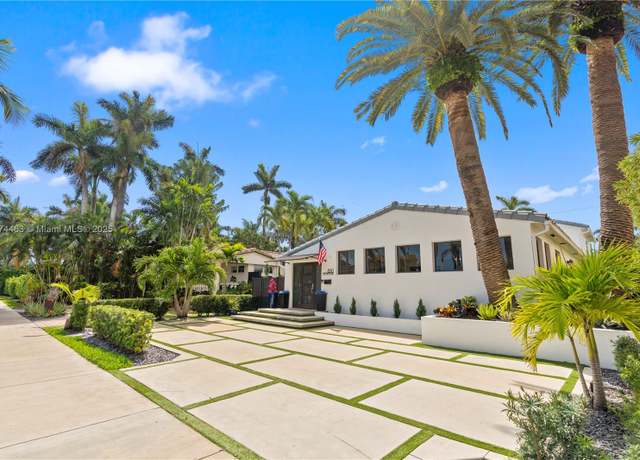 Property at 850 Hollywood Blvd, Hollywood, FL 33019, 4 beds, 3 baths
