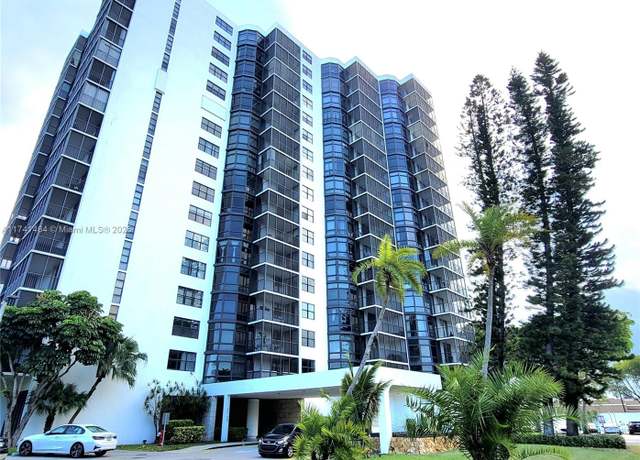 Property at 20100 W Country Club Dr #809, Aventura, FL 33180, 2 beds, 2 baths
