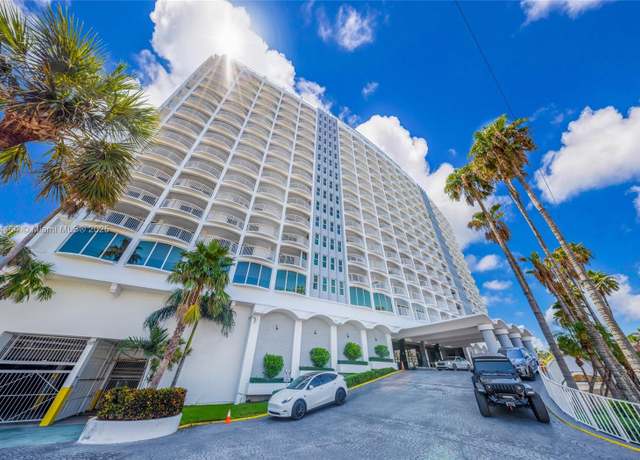 Property at 5401 Collins Ave #419, Miami Beach, FL 33140, 2 beds, 2.5 baths