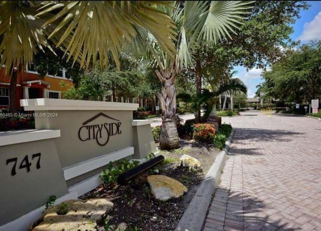 Property at 833 Millbrae Ct #5, West Palm Beach, FL 33401, 3 beds, 2.5 baths