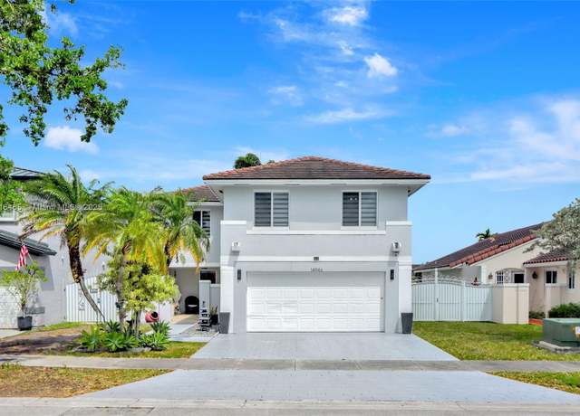 Property at 14946 SW 59th St, Miami, FL 33193, 4 beds, 3 baths