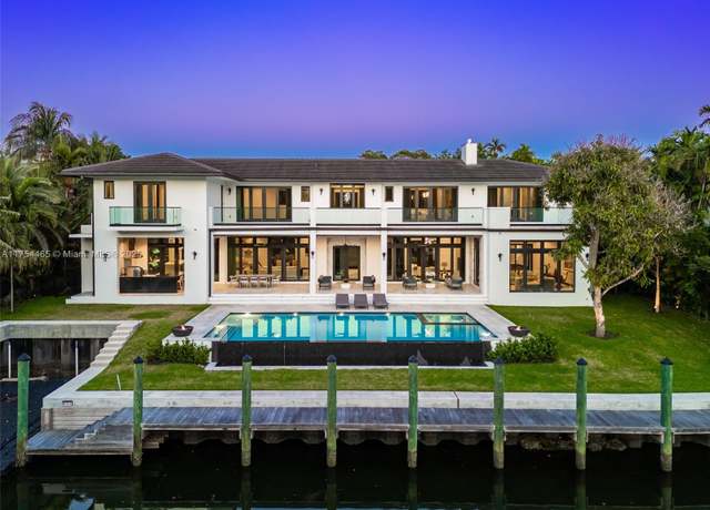 Property at 4424 Granada Blvd, Coral Gables, FL 33146, 7 beds, 8.5 baths