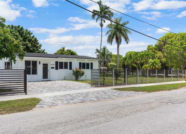 Property at 22215 SW 109th Ave, Miami, FL 33170, 3 beds, 2 baths
