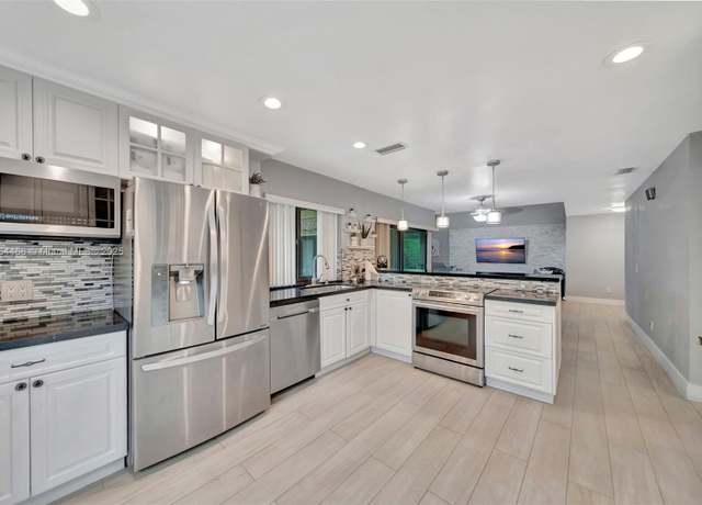 Property at 13456 SW 108th St Cir N, Miami, FL 33186, 3 beds, 2 baths
