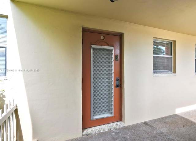 Property at 7891 N Sunrise Lakes Dr #101, Sunrise, FL 33322, 2 beds, 2 baths