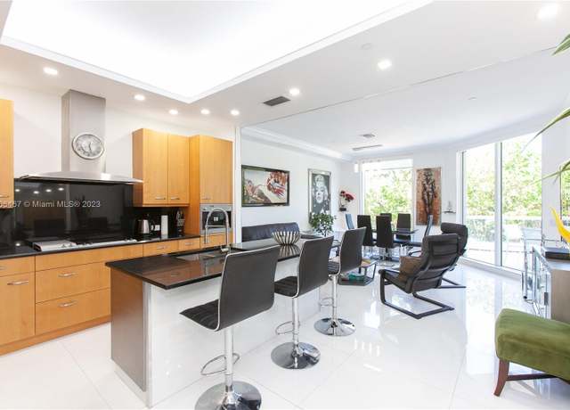 Property at 6000 Island Blvd #104, Aventura, FL 33160, 2 beds, 2 baths