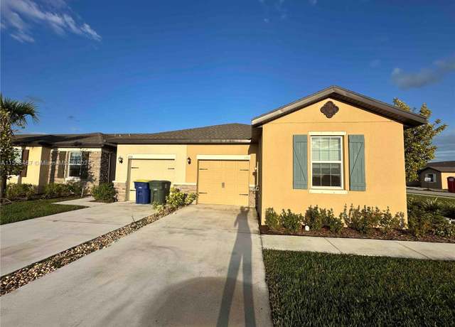 Property at 1720 Celebration Dr, Fort Pierce, FL 34947, 4 beds, 2 baths