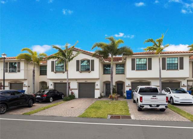 Property at 6011 Woods Edge Cir #6011, Riviera Beach, FL 33410, 3 beds, 2.5 baths
