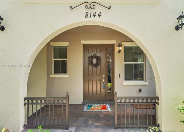 Property at 8144 Cascada Isles Dr, Cooper City, FL 33024, 3 beds, 2.5 baths