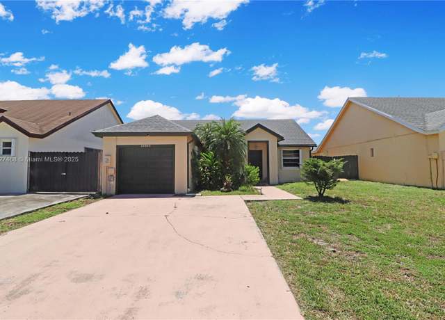 Property at 24940 SW 129th Ct, Homestead, FL 33032, 3 beds, 2 baths