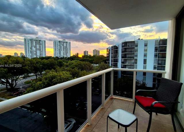 Property at 3625 N Country Club Dr #509, Aventura, FL 33180, 2 beds, 2 baths