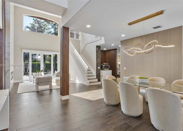 Property at 19000 SW 12th St, Pembroke Pines, FL 33029, 5 beds, 3.5 baths