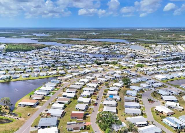 Property at 215 Schooner St, North Port, FL 34287, 2 beds, 2 baths