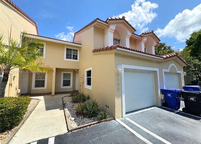 Property at 8135 Southgate Blvd, North Lauderdale, FL 33068, 3 beds, 2.5 baths