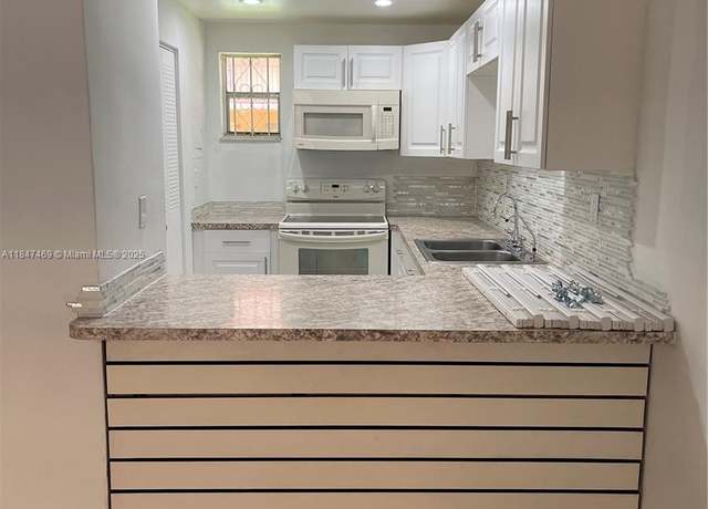 Property at 1810 W 56th St #3127, Hialeah, FL 33012, 2 beds, 1 bath