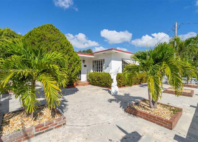 Property at 201 NW 14th Ave, Miami, FL 33125, 3 beds, 2 baths