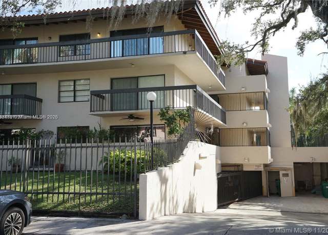 Property at 5201 Orduna Dr #12, Coral Gables, FL 33146, 2 beds, 2 baths