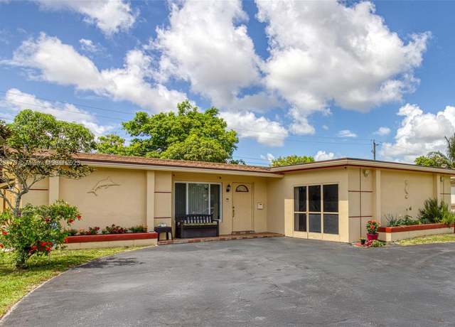 Property at 6530 NW 29th St, Sunrise, FL 33313, 2 beds, 2 baths