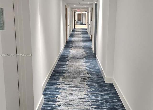 Property at 90 SW 3rd St #4110, Miami, FL 33130, 2 beds, 2 baths