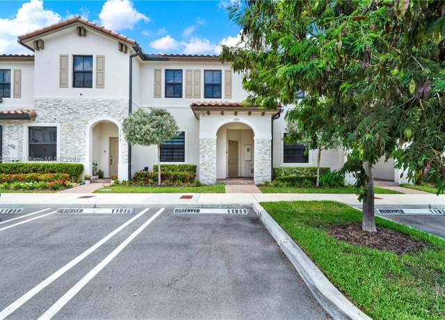 Property at 11815 SW 247th Ter, Homestead, FL 33032, 3 beds, 2.5 baths