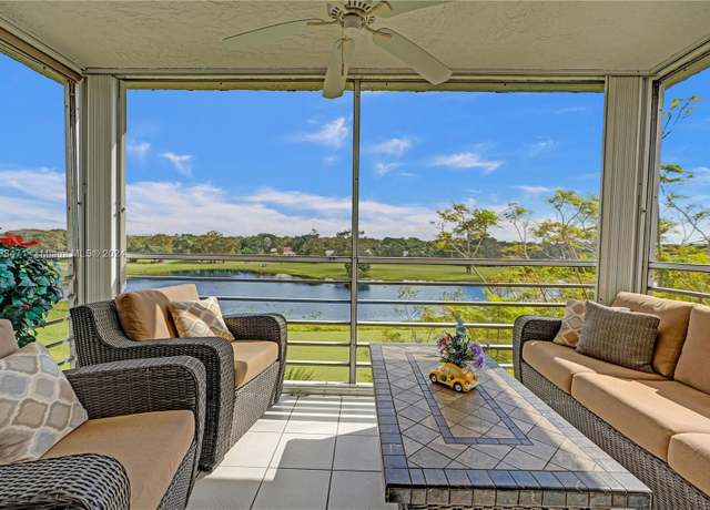 Property at 808 Cypress Blvd #503, Pompano Beach, FL 33069, 3 beds, 2.5 baths