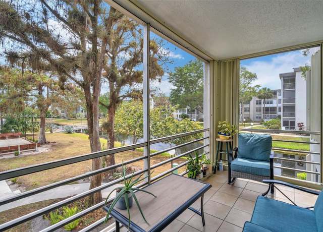 Property at 4898 NW 29th Ct #201, Lauderdale Lakes, FL 33313, 2 beds, 2 baths
