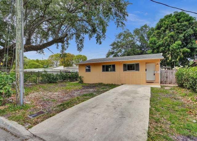 Property at 6091 SW 64th Ter, South Miami, FL 33143, 4 beds, 2 baths