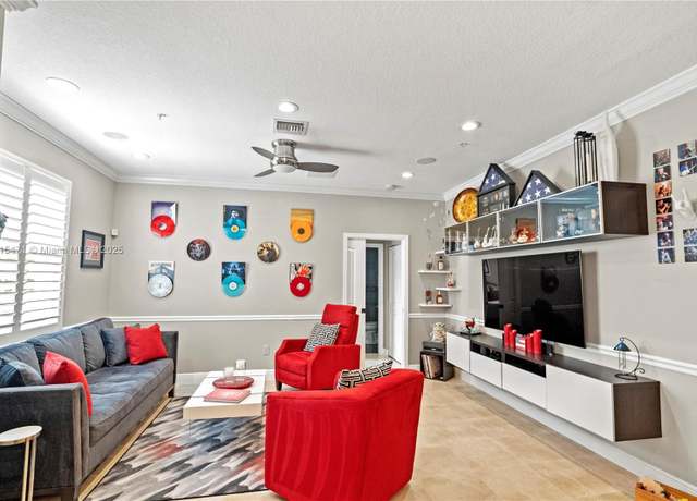 Property at 3063 NW 126th Ave, Sunrise, FL 33323, 3 beds, 3 baths