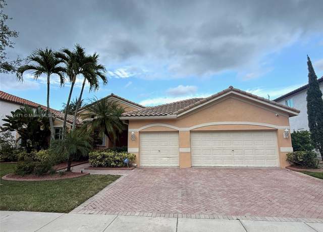 Property at 3881 SW 144th Ter, Miramar, FL 33027, 4 beds, 3 baths