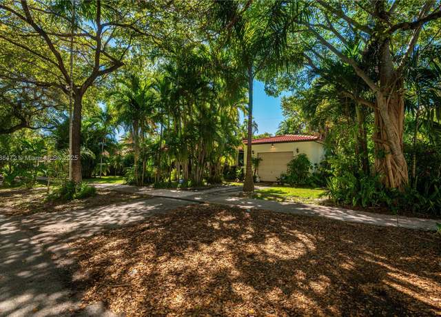 Property at 320 San Sebastian Ave, Coral Gables, FL 33134, 3 beds, 2.5 baths