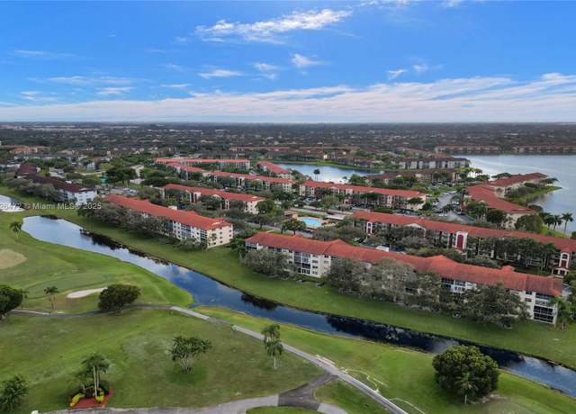 Property at 1001 SW 128th Ter Unit 207B, Pembroke Pines, FL 33027, 2 beds, 2 baths