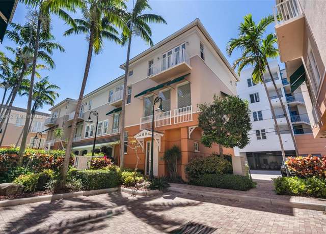 Property at 180 NE 6th Ave Unit E, Delray Beach, FL 33483, 2 beds, 3 baths