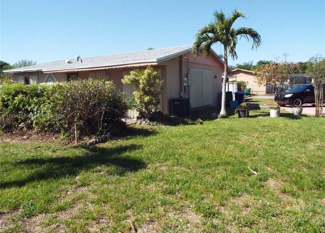Property at 2900 NW 193rd St, Miami Gardens, FL 33056, 3 beds, 1 bath