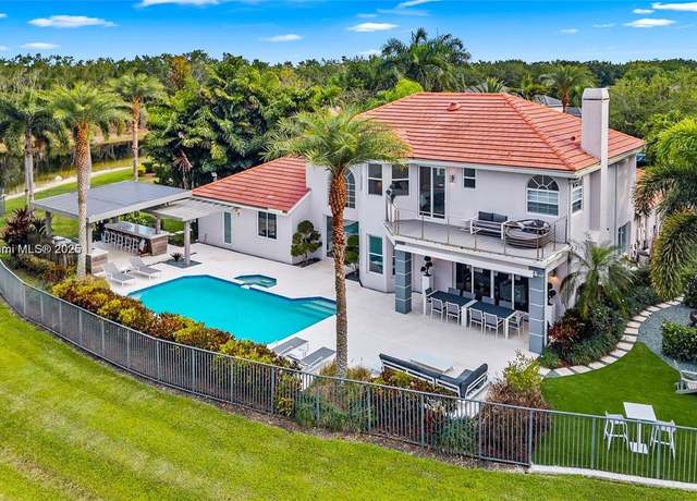 Property at 3272 Muirfield, Weston, FL 33332, 5 beds, 3.5 baths